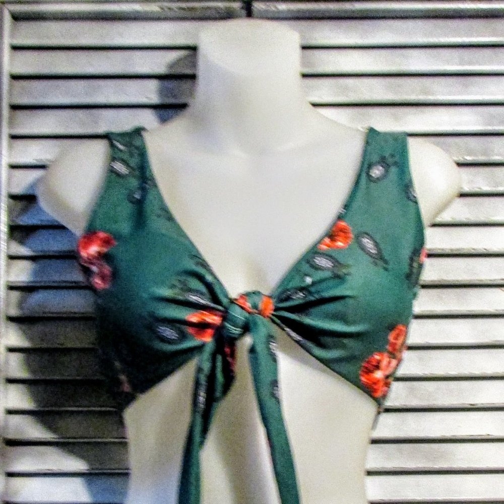Zaful Small Floral Bikini Top - Picture 8 of 9